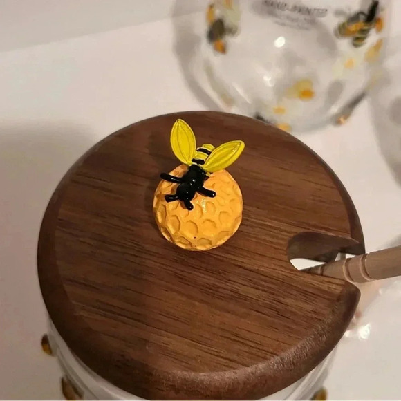 Honey Bee Glass Jar And Glasses - Picture 6 of 6